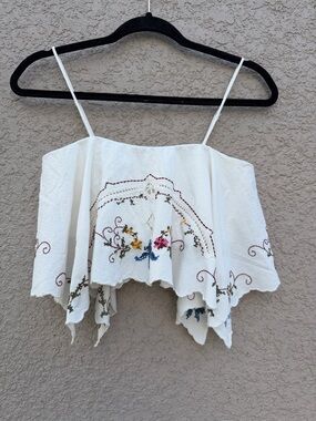 Embroidered White Floral Handkerchief Crop Cami Top